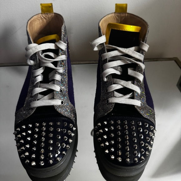 Christian Louboutin Spike - Picture 2 of 7